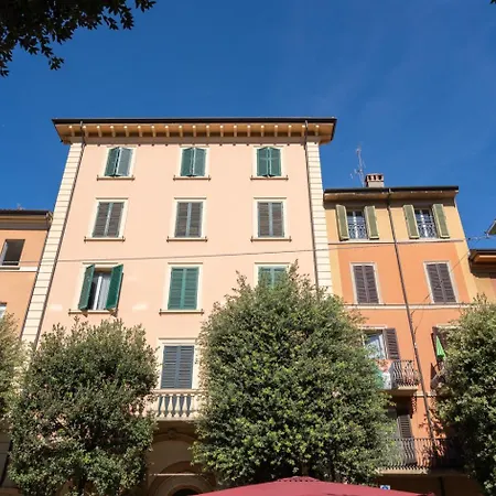 Velvet Terrace Apartment Bologna